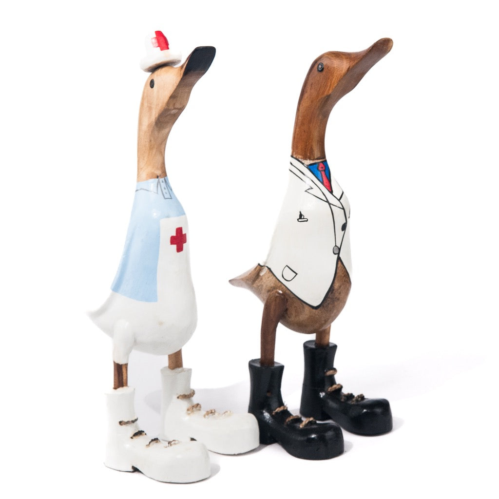 Set houten eenden - dokter en zuster